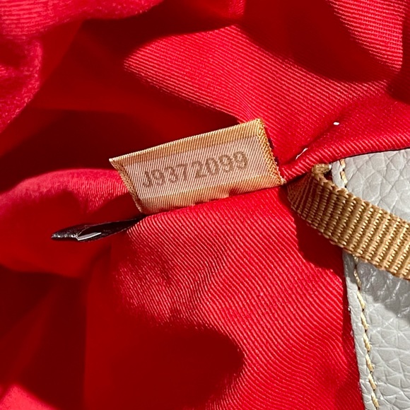 Dooney & Bourke Lg Chelsea Satchel - Picture 11 of 13